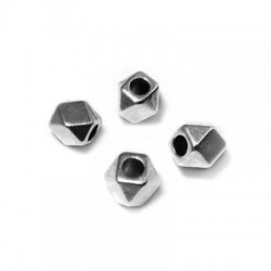 Distanziatore in Metallo Zama Cubetto Sfaccettato 3x3.4mm (Ø 1.5mm)