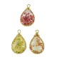 Breloque en Laiton en Forme de Goutte avec Fleur en Résine 13 x 18 mm