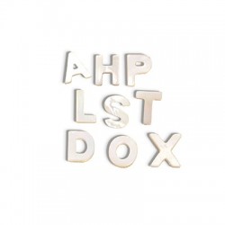 Shell Slider Letters 9x10mm (Ø 1mm)