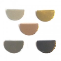 Ciondolo in Metallo Ottone Targhetta Semicerchio 20mm (Ø 1.8mm)