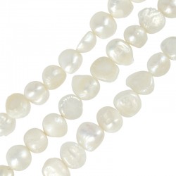 Fresh Water Pearl Bead (~5-6mm) (Ø~0.7mm) (~63pcs)