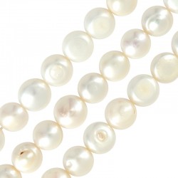 Fresh Water Pearl Bead (~10-11mm) (Ø~0.6mm) (~37pcs)