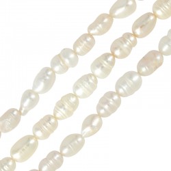 Fresh Water Pearl Bead (~6-7mm) (Ø~0.7mm) (~40pcs)