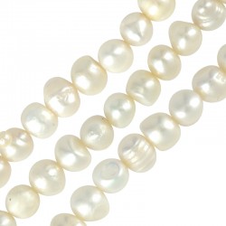 Fresh Water Pearl Bead (6-7mm) (Ø~0.5mm) (~59pcs)