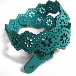 Bracelet en Suédine avec Fleurs 34cm