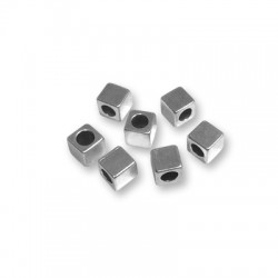 Μεταλλική Μπρούτζινη Χάντρα Κύβος 5mm Ø3mm