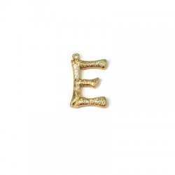 Ciondolo in Metallo Ottone Lettera "E" 16x21mm