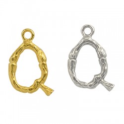 Ciondolo in Metallo Ottone Lettera "Q" 10x13mm
