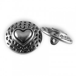 Zamak Button Heart Hammered 17mm