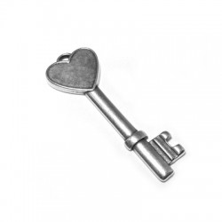 Pendentif Clé avec Cœur en Métal/Zamac, 50x17mm