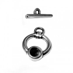Zamak Τoggle Clasp Round 27x23mm with SS39 Chaton Setting