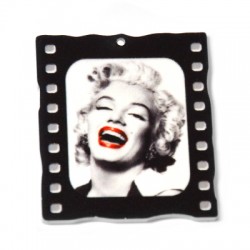 Pendentif en Acrylique Plexi Marilyn Monroe 40 x 45 mm
