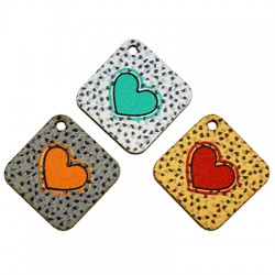 Pendente in Legno Rombo con Cuore 23mm