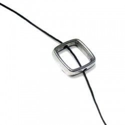 Passant Carré avec petits trous en Métal/Zamac, 13mm (Ø 1.8mm)