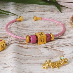Enameled Brass Bead Cube "MOM" with Flower 10mm Ø5.2mm