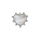 Colgante de latón en forma de corazón con base de concha 20x22 mm