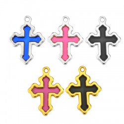 Pendentif en Zamak Émaillé en Forme de Croix 15 x 17 mm