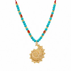 Collier d'Été avec Coquillage Métallique et Perles en Howlite