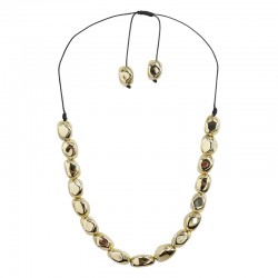 Collar urbano con cordón de serpiente y cuentas acrílicas doradas ovaladas