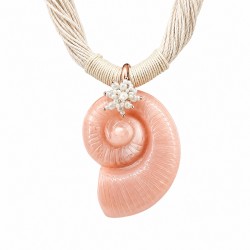 Collier avec Coquillage en Acrylique Rose et Perles Décoratives