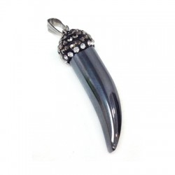 Colgante de Hematita Diente con Strass 10x38mm