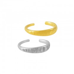 Brass Finger Ring with Lines 22x5mm