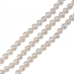 Fresh Water Pearl Bead ~4-5mm Ø0.8mm (~72pcs/str)