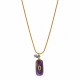 Collar con colgante rectangular morado y cadena fina de oro