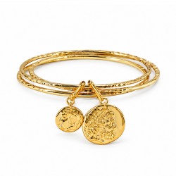Pulsera Con Brazaletes Dorados Y Monedas En Relieve