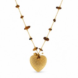 Collar con trocitos marrones y un corazón dorado con textura