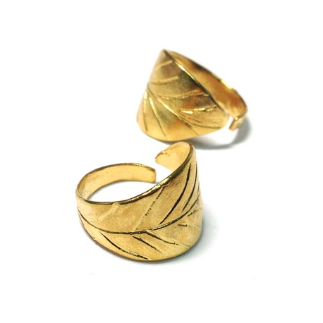 Brass Cast Chevalier Ring Leaf 60x12mm