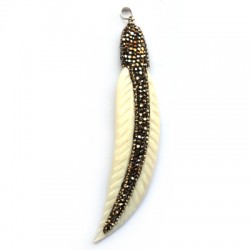 Shell Pendant Leaf 16x78mm with Strass
