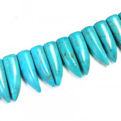 Howlite Crackle Tooth 10x30mm (39pcs/string)