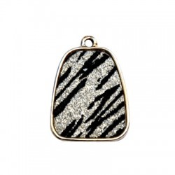 Metal Pendant Irregular w/ Artificial Leather 20x25mm