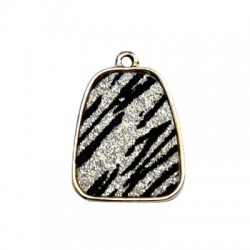 Metal Pendant Irregular with Artificial Leather 20x25mm