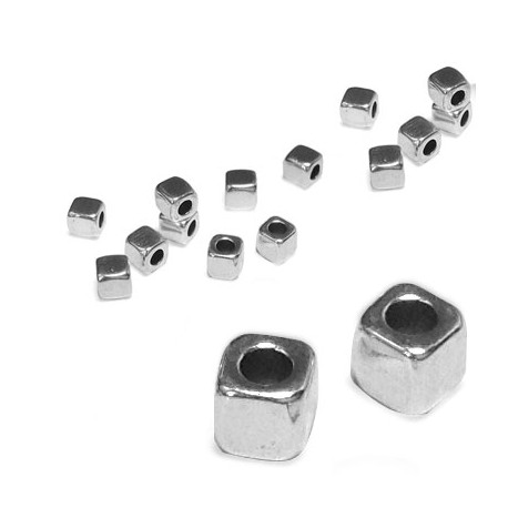 Perle Cube en métal/zamac 3mm (Ø 1.4mm)