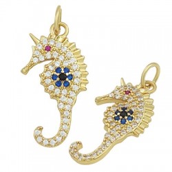 Charm en Laiton et Zircon en Forme D'Hippocampe 10 x 21 mm