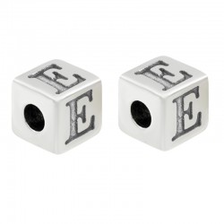 Zamak Bead Cube w/ Letter "E" 7mm (Ø3.7mm)