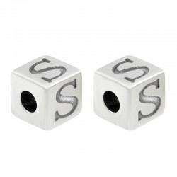 Zamak Bead Cube w/ Letter "S" 7mm (Ø3.7mm)