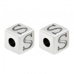 Zamak Bead Cube w/ Letter "S" 7mm (Ø3.7mm)