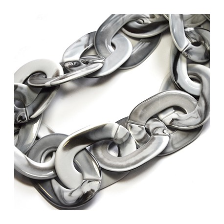 Acrylic Chain Link Oval Ring 40x54mm