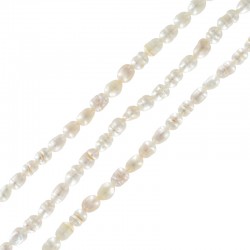 Perla d' Acqua Dolce (~4.2x4.8mm) (Ø1mm) (~58pz/filo)