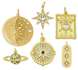 BRELOQUES & PENDENTIFS