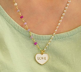 NECKLACE W/ LOVE HEART