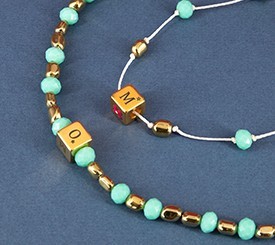 Necklaces w/ Cube "MOM"