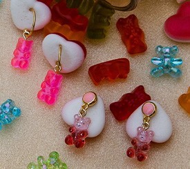 EARRINGS W/ PINK BEARS 