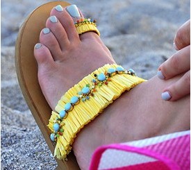 Sandal w/ Ribbon & Chains