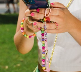 COLORFUL MOBILE CHAIN