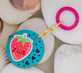 KEYRING W/ STRAWBERRY