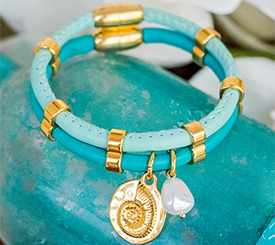 BRACELET W/ SHELL